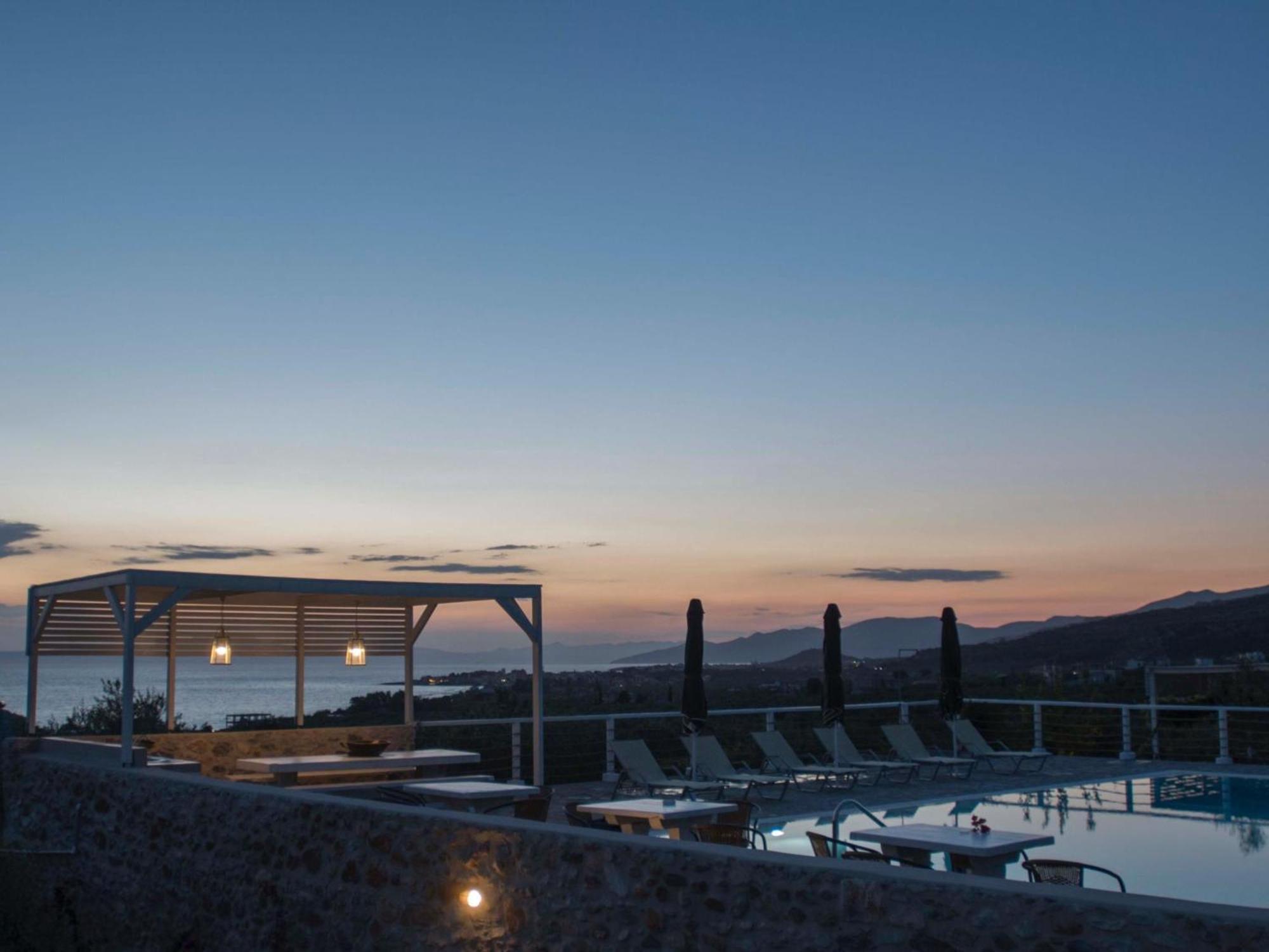 Poliana Estate Villas Riglia Екстериор снимка